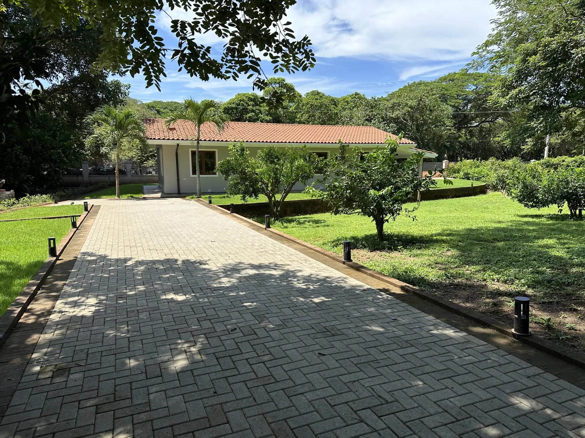 3 bed Single Family Homes For Sale in Tamarindo, Guanacaste - thumb 2