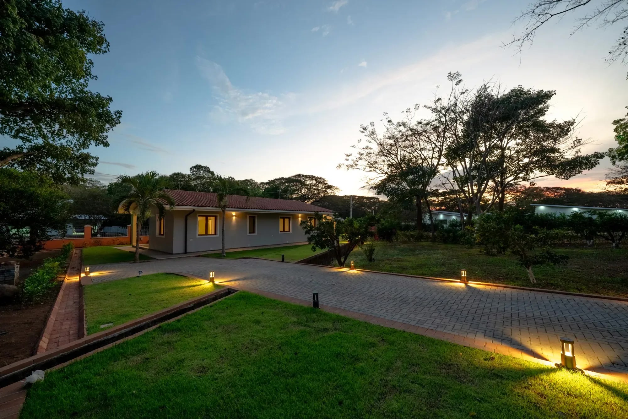 3 bed Single Family Homes For Sale in Tamarindo, Guanacaste - thumb 12