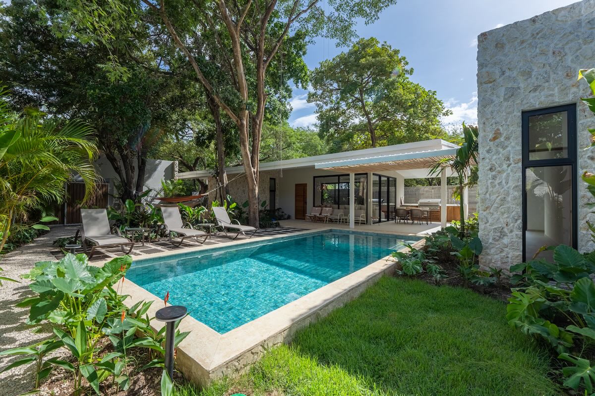 4 bed Single Family Homes For Sale in Playa Grande, Guanacaste - thumb 24