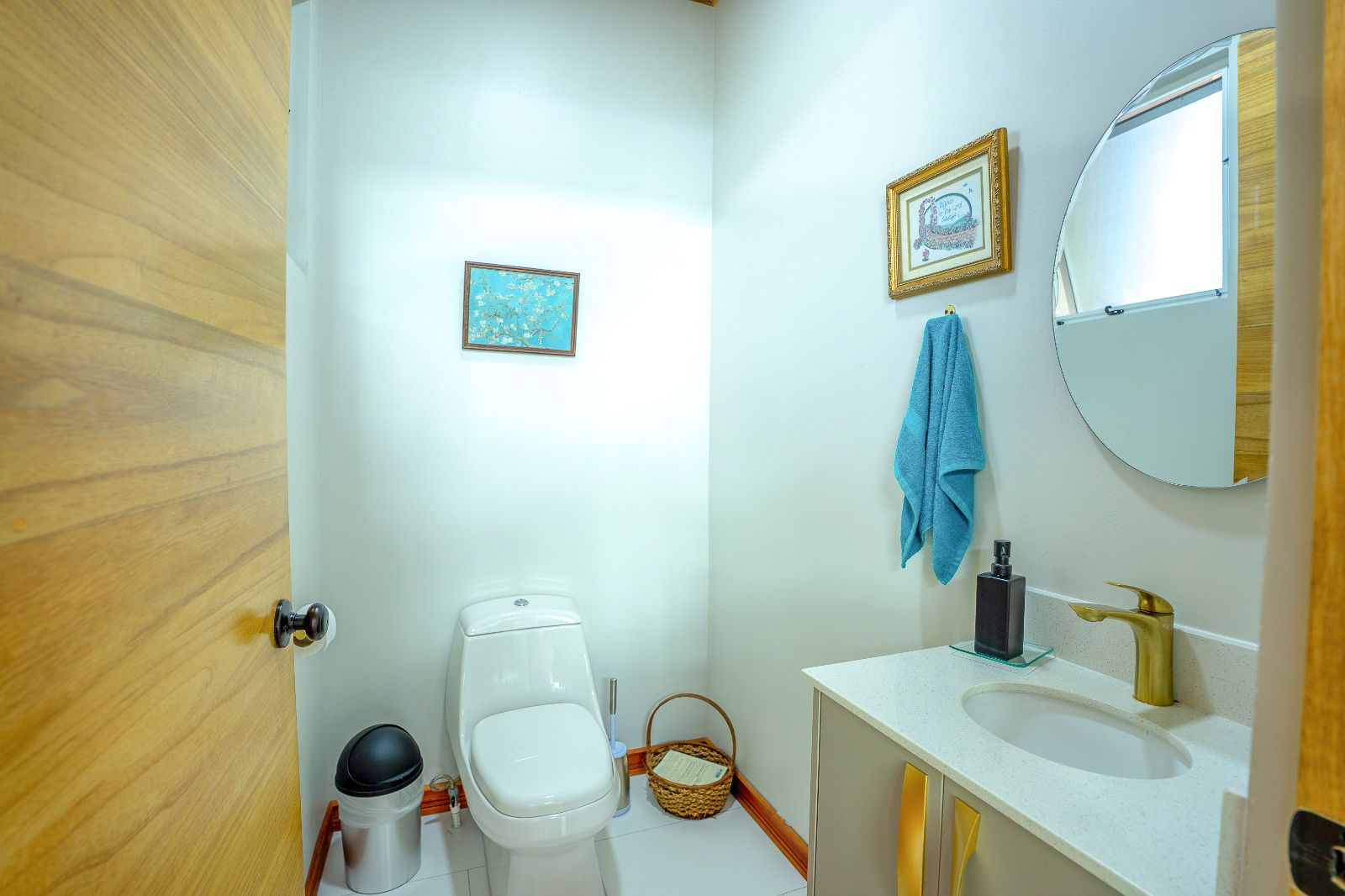 4 bed Single Family Homes For Sale in Grecia, Alajuela - thumb 3