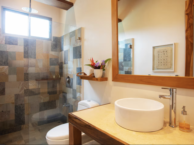 4 bed Single Family Homes For Sale in Santa Teresa, Puntarenas - hero 8