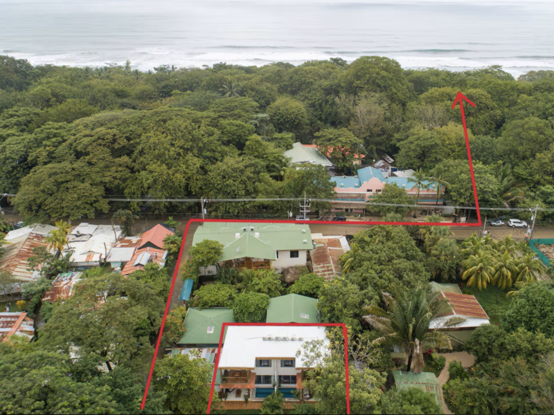 4 bed Single Family Homes For Sale in Santa Teresa, Puntarenas - hero 2