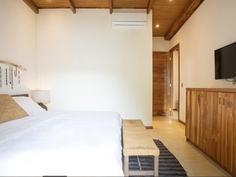 4 bed Single Family Homes For Sale in Santa Teresa, Puntarenas - hero 7