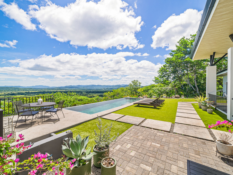 4 bed Single Family Homes For Sale in Portegolpe, Guanacaste - 1
