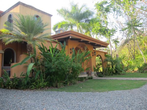 3 bed Single Family Homes For Sale in Dominical, Puntarenas - thumb 20