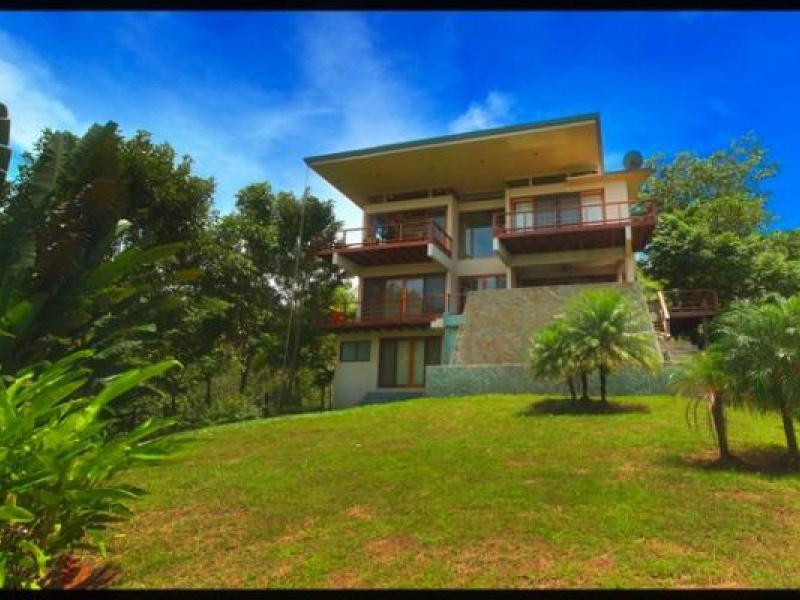 4 bed Single Family Homes For Sale in Manuel Antonio, Puntarenas - 1