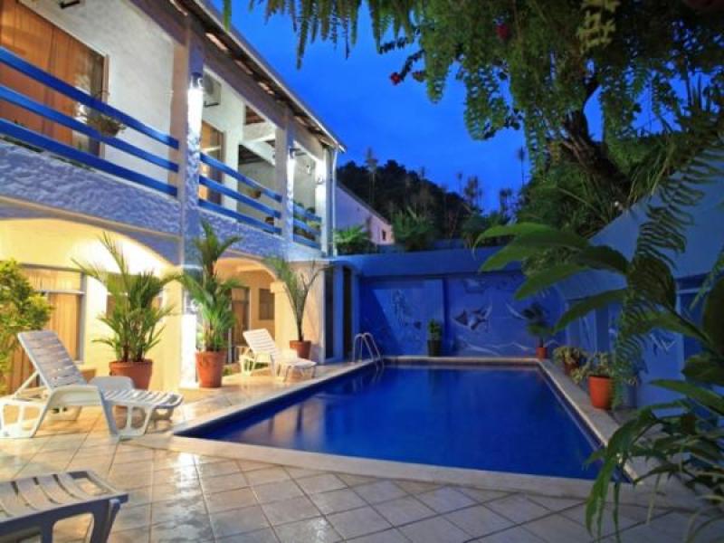 15 bed Hotel / Leisure For Sale in Quepos, Puntarenas - 1