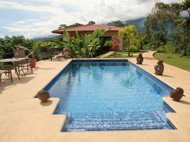 8 bed Hotel / Leisure For Sale in Ojochal, Puntarenas - 1