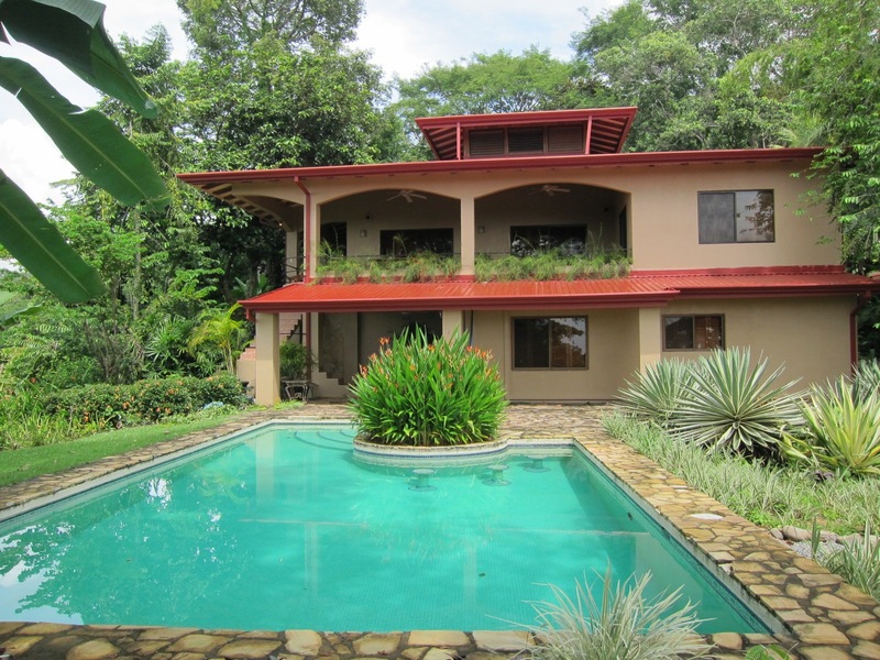 4 bed Single Family Homes For Sale in Dominical, Puntarenas - 1