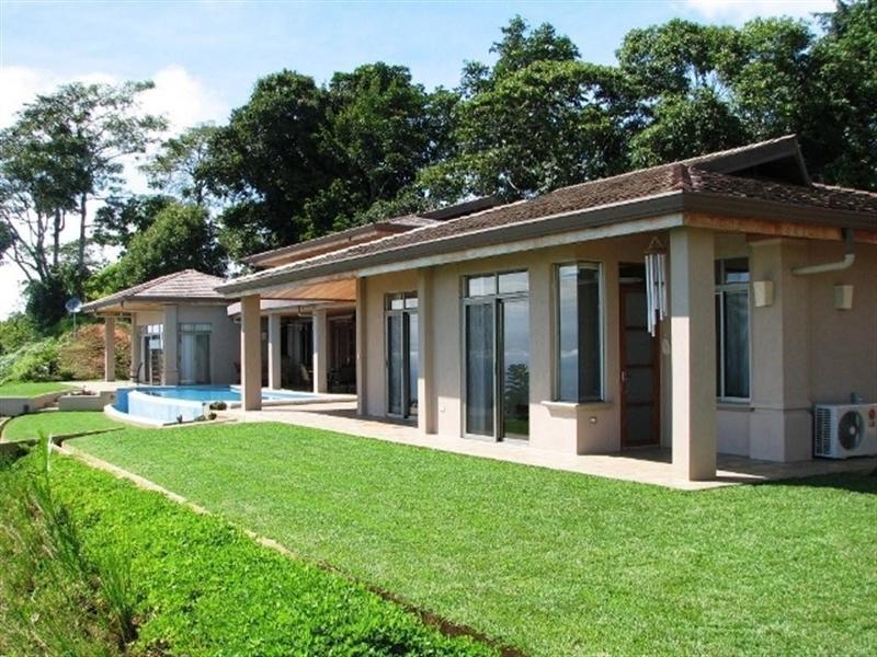 3 bed Single Family Homes For Sale in Dominical, Puntarenas - thumb 5