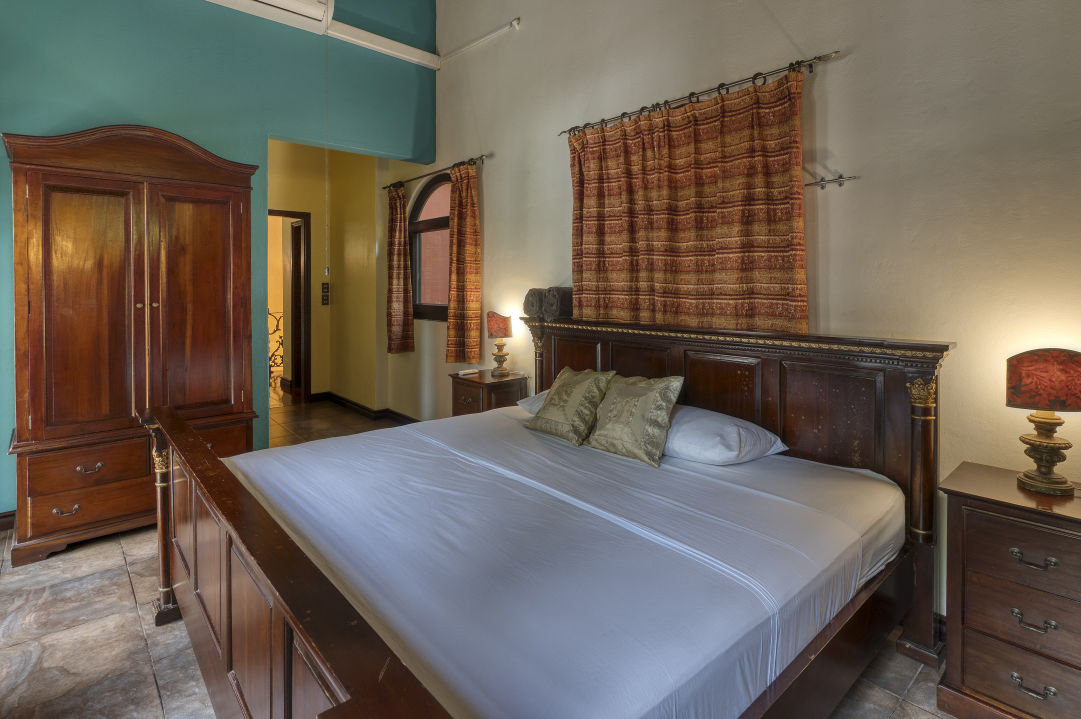 4 bed Single Family Homes For Sale in Dominical, Puntarenas - thumb 16