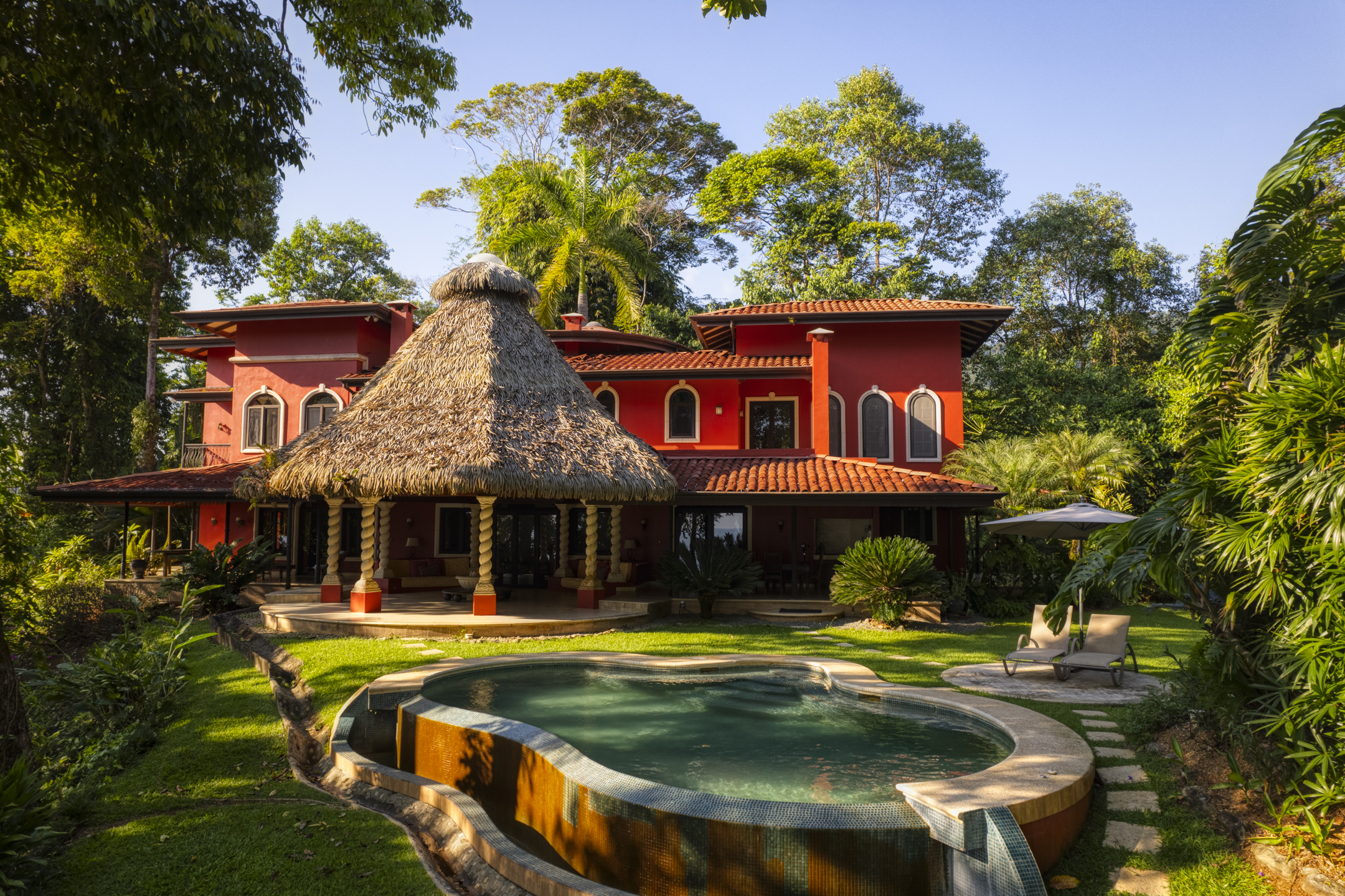 4 bed Single Family Homes For Sale in Dominical, Puntarenas - thumb 6