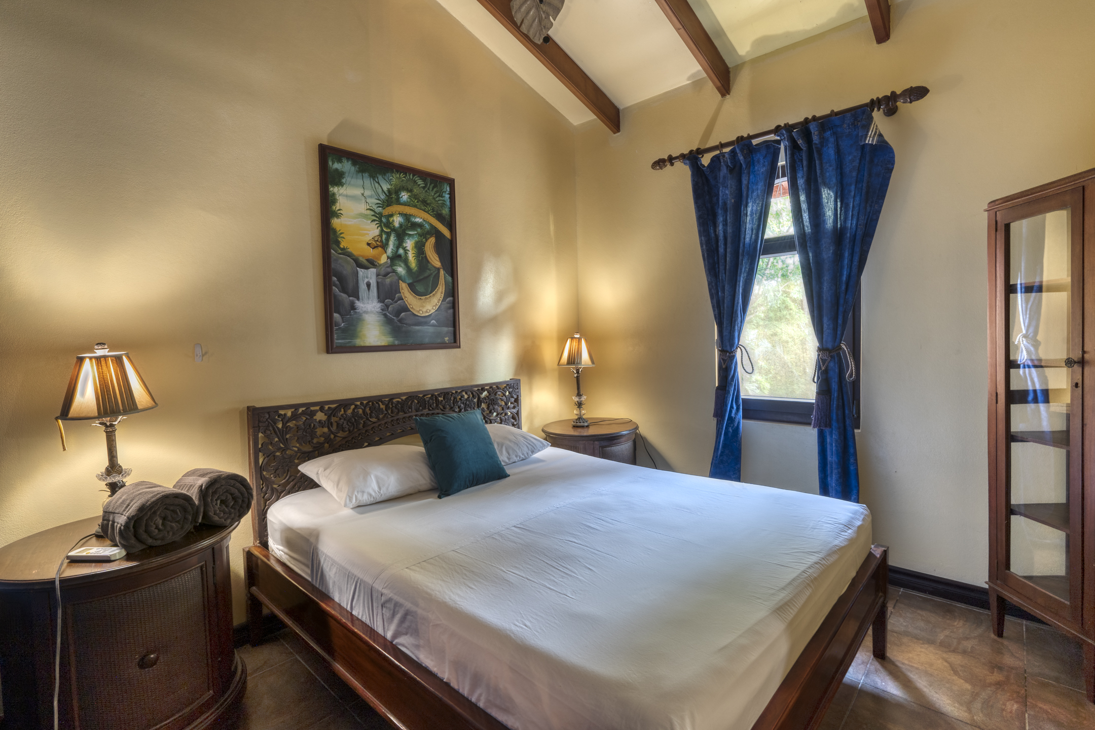 4 bed Single Family Homes For Sale in Dominical, Puntarenas - thumb 14