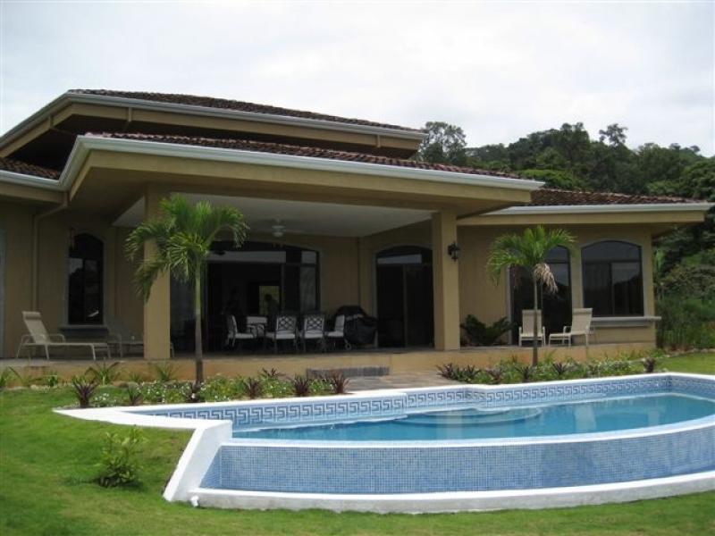 3 bed Single Family Homes For Sale in Dominical, Puntarenas - thumb 1