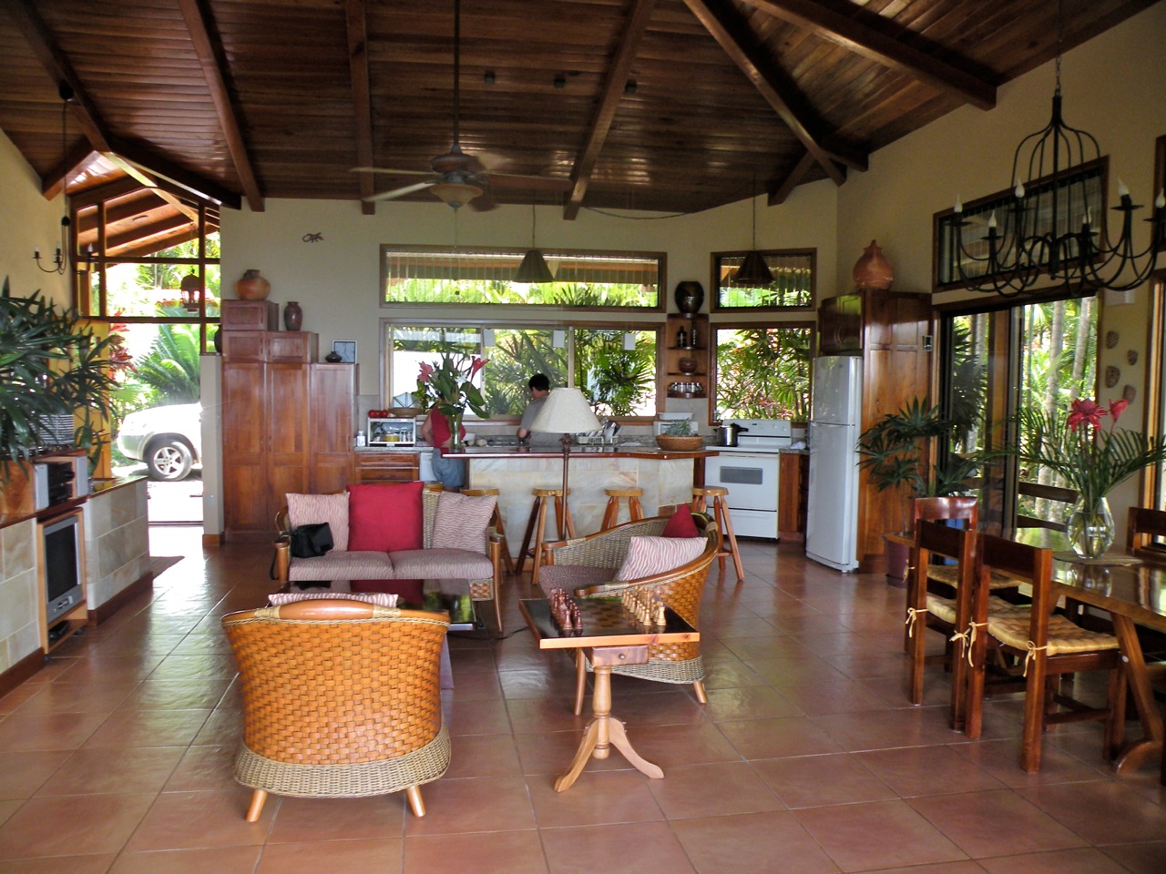 6 bed Single Family Homes For Sale in Dominical, Puntarenas - thumb 16