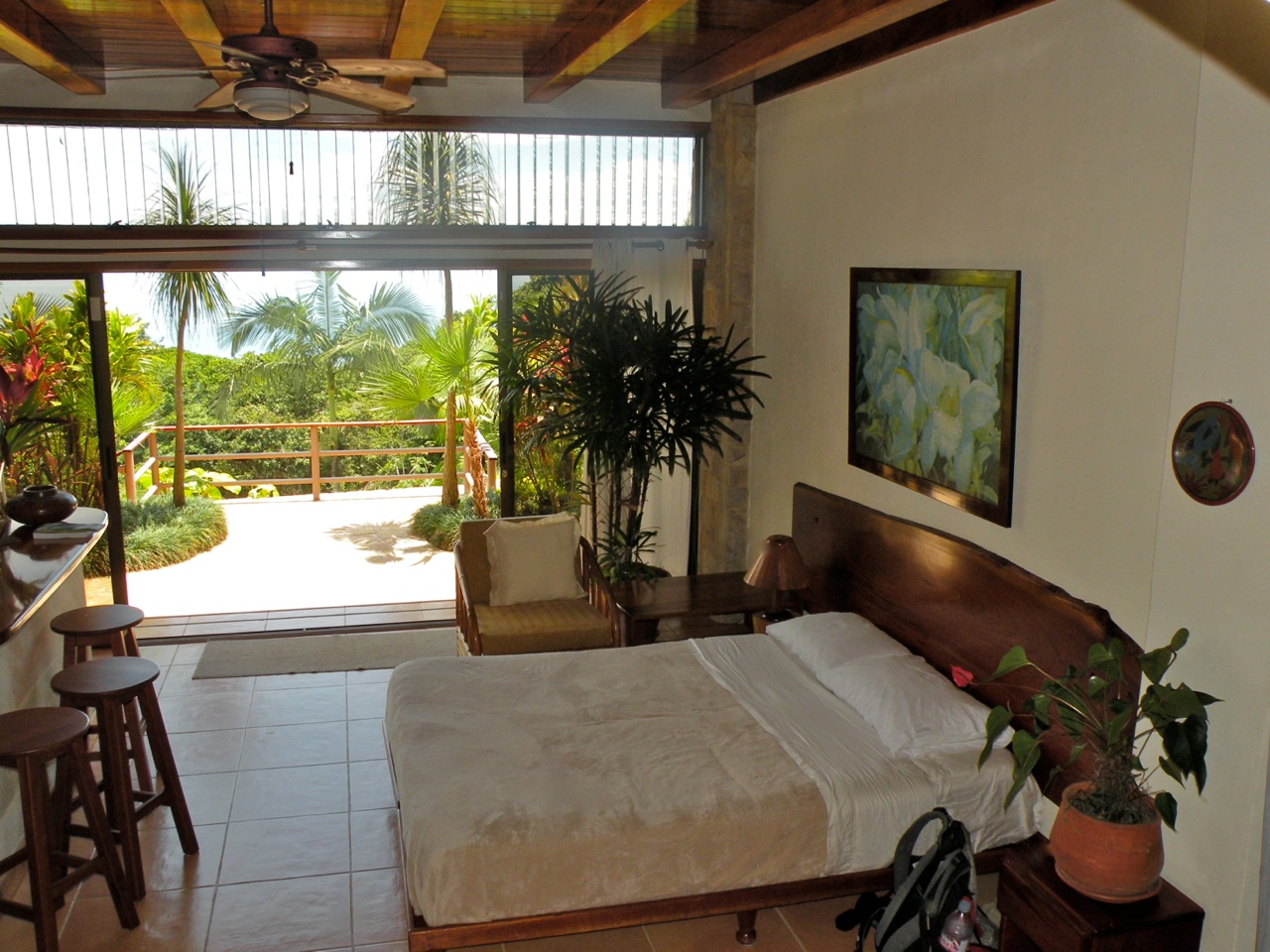 6 bed Single Family Homes For Sale in Dominical, Puntarenas - thumb 19