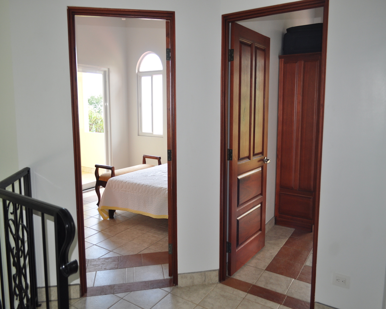 4 bed Single Family Homes For Sale in Ojochal, Puntarenas - thumb 16
