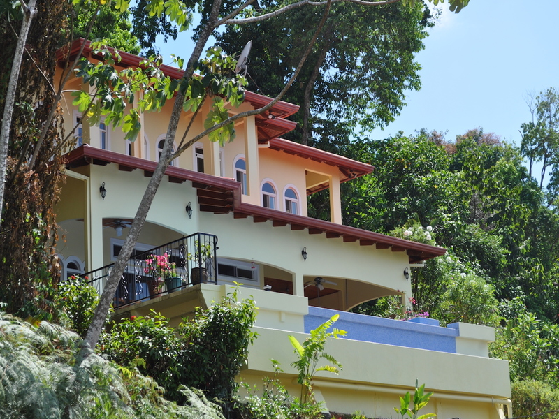 4 bed Single Family Homes For Sale in Ojochal, Puntarenas - 1
