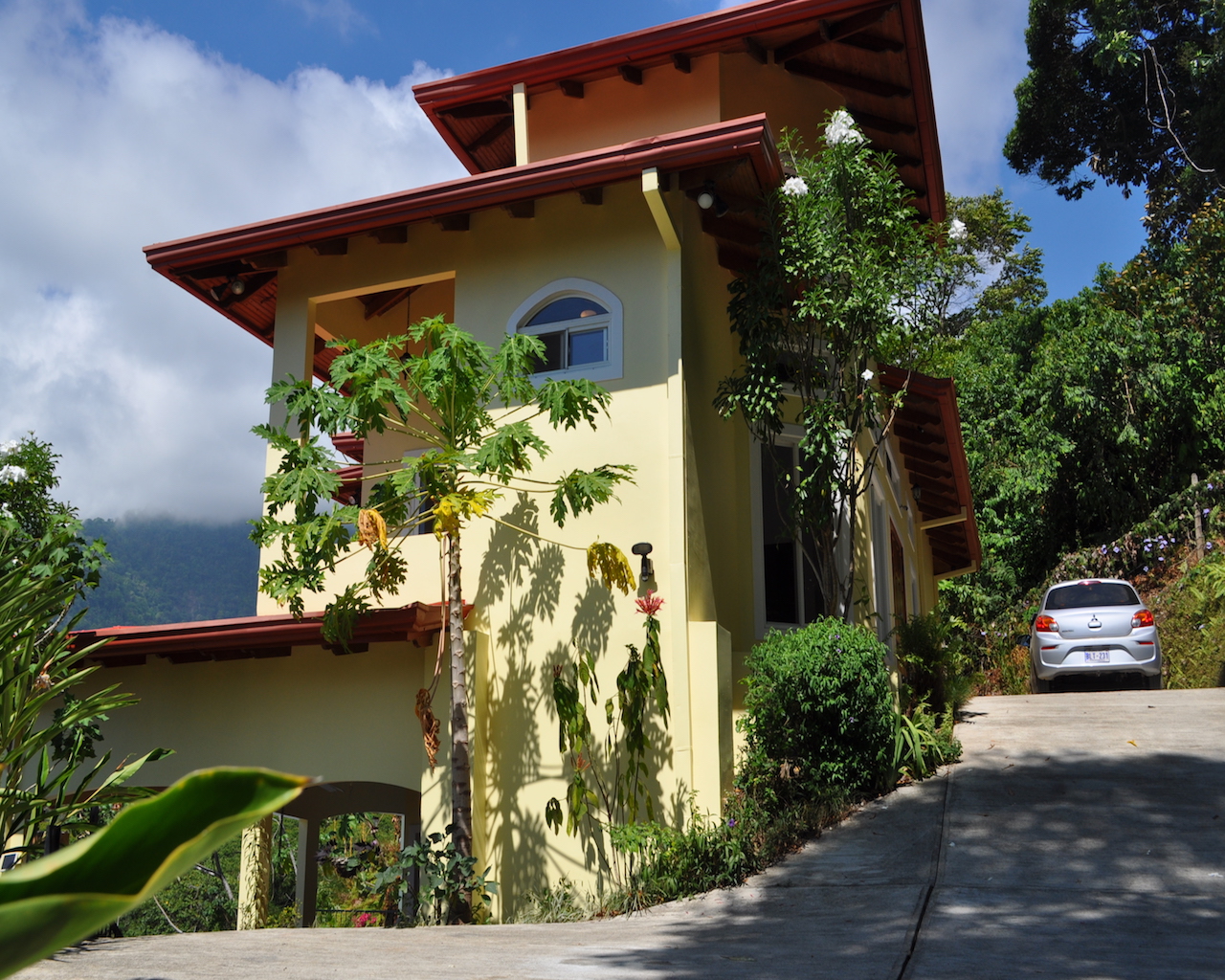 4 bed Single Family Homes For Sale in Ojochal, Puntarenas - thumb 20