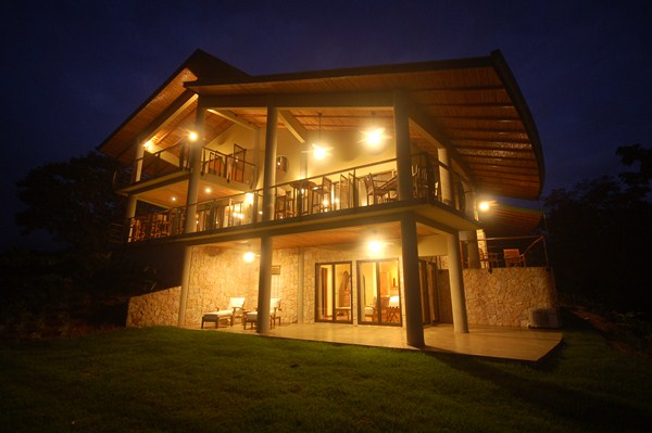 6 bed Single Family Homes For Sale in Ojochal, Puntarenas - thumb 12