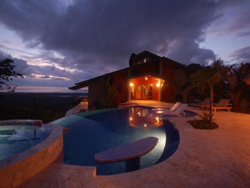 6 bed Single Family Homes For Sale in Ojochal, Puntarenas - thumb 4