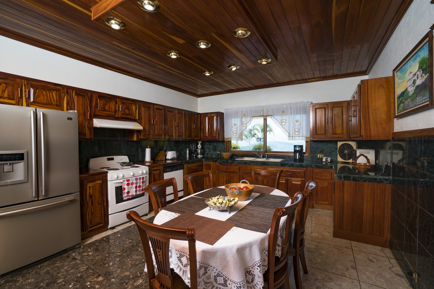 4 bed Single Family Homes For Sale in Dominical, Puntarenas - thumb 18