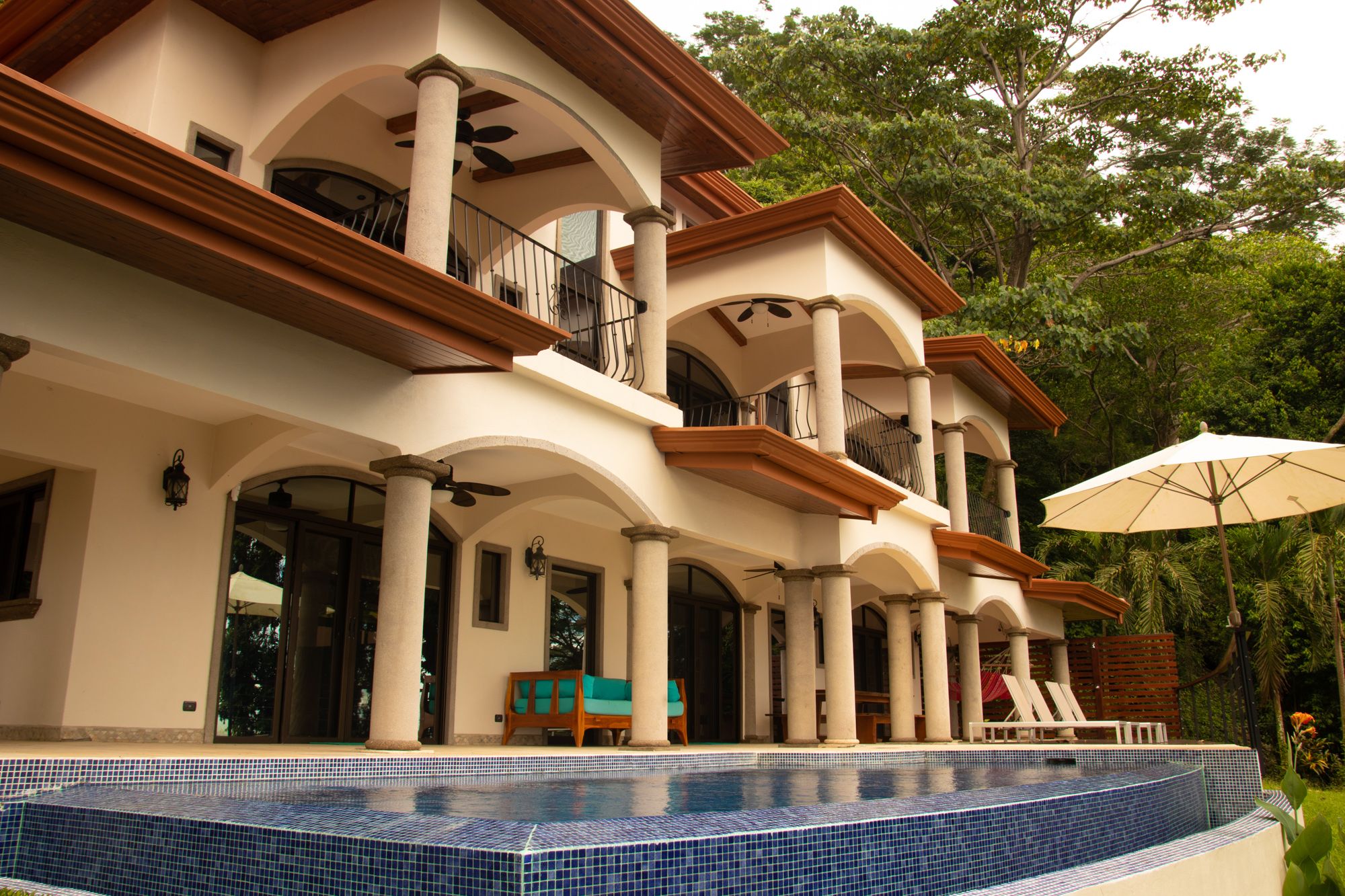 4 bed Single Family Homes For Sale in Dominical, Puntarenas - thumb 26