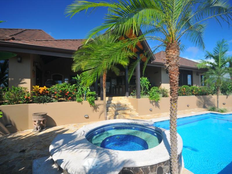 4 bed Single Family Homes For Sale in Ojochal, Puntarenas - 1