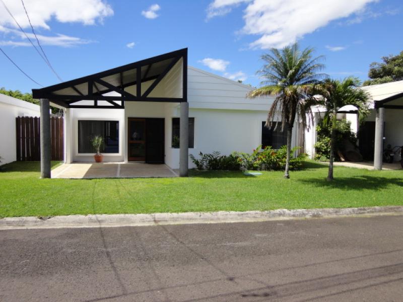 3 bed Single Family Homes For Sale in Santa Ana, San Jose - 1