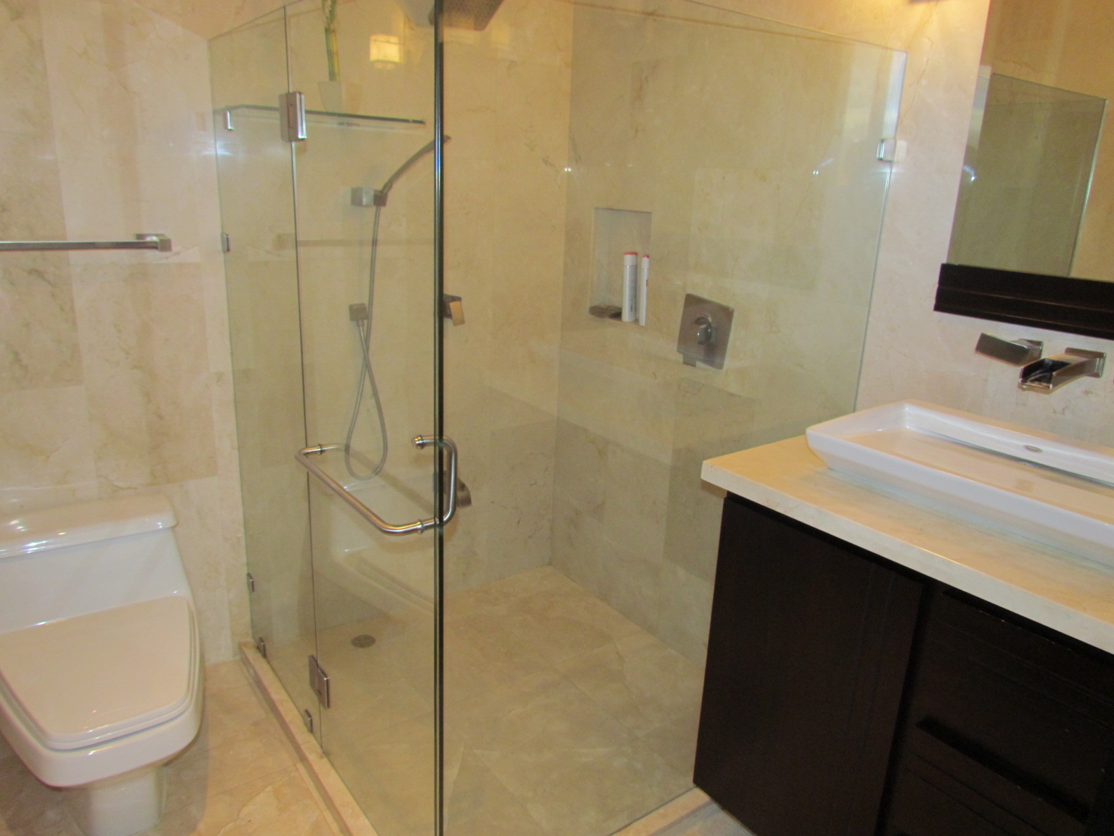 5 bed Single Family Homes For Rent in Santa Ana, San Jose - thumb 18
