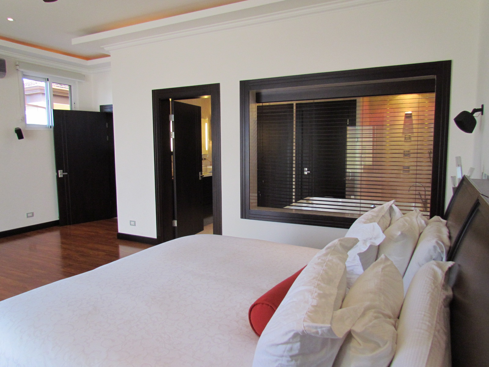 5 bed Single Family Homes For Rent in Santa Ana, San Jose - thumb 24
