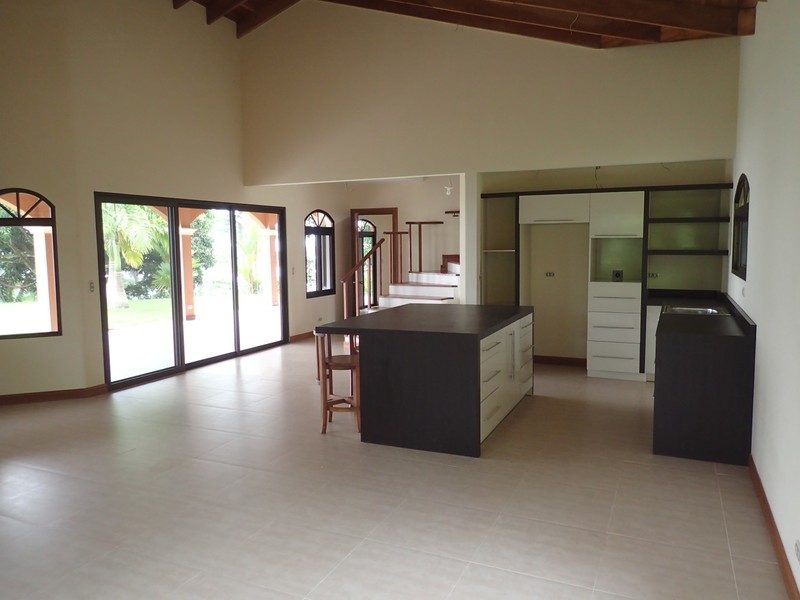 8 bed Single Family Homes For Sale in Dominical, Puntarenas - thumb 15