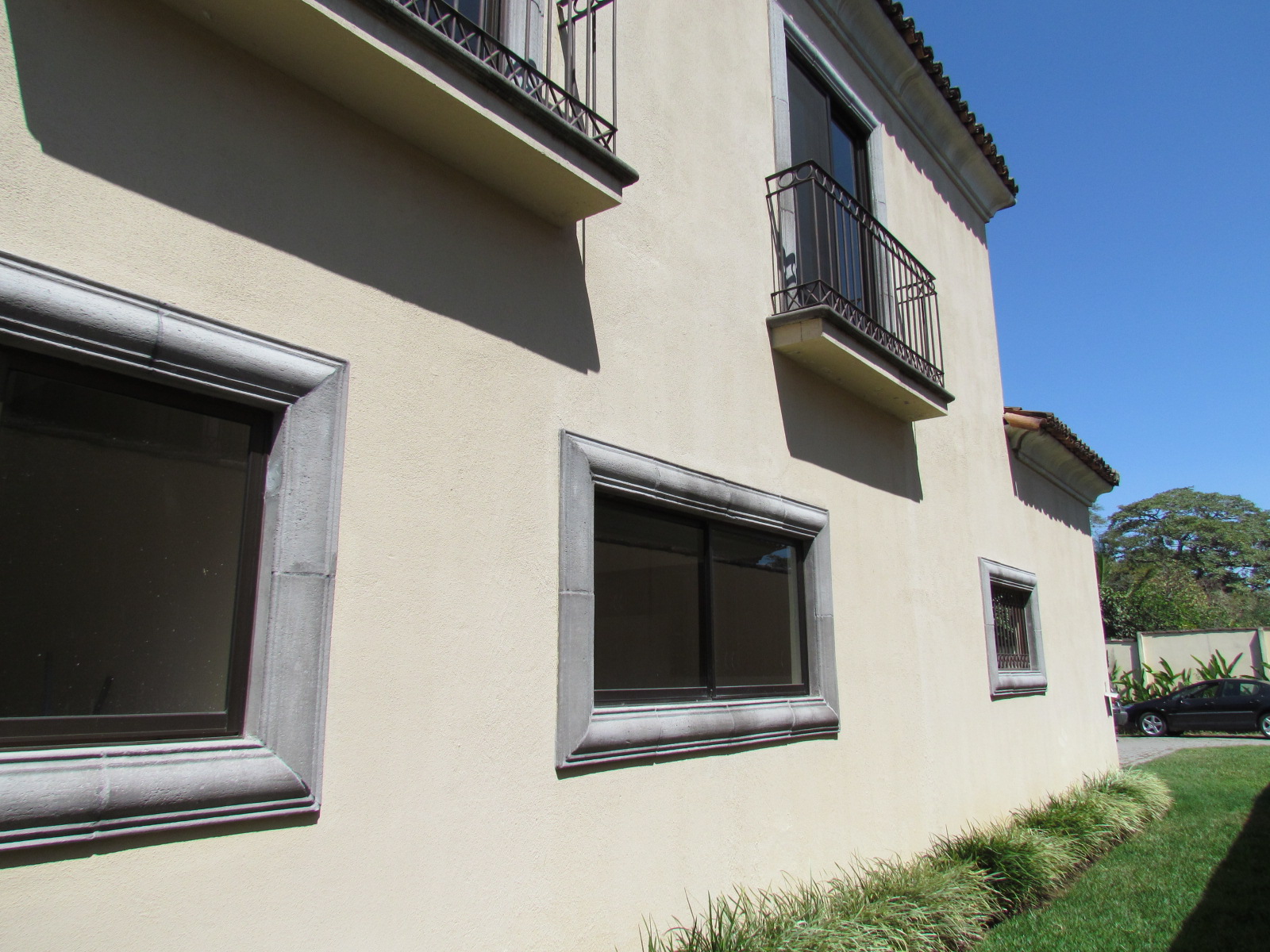 4 bed Single Family Homes For Sale in Santa Ana, San Jose - thumb 17
