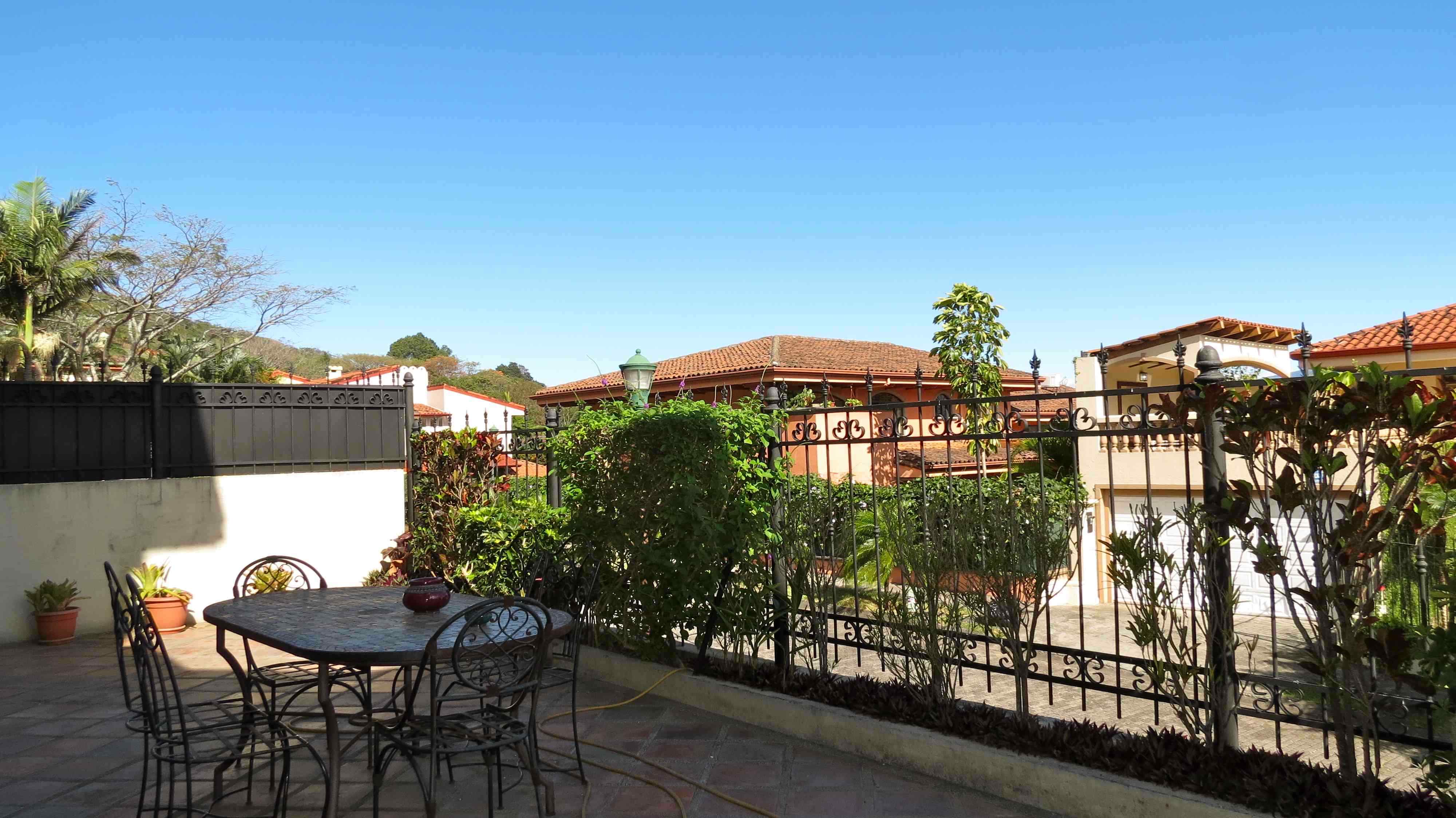 3 bed Condo For Sale in Jaboncillo, San Jose - thumb 14