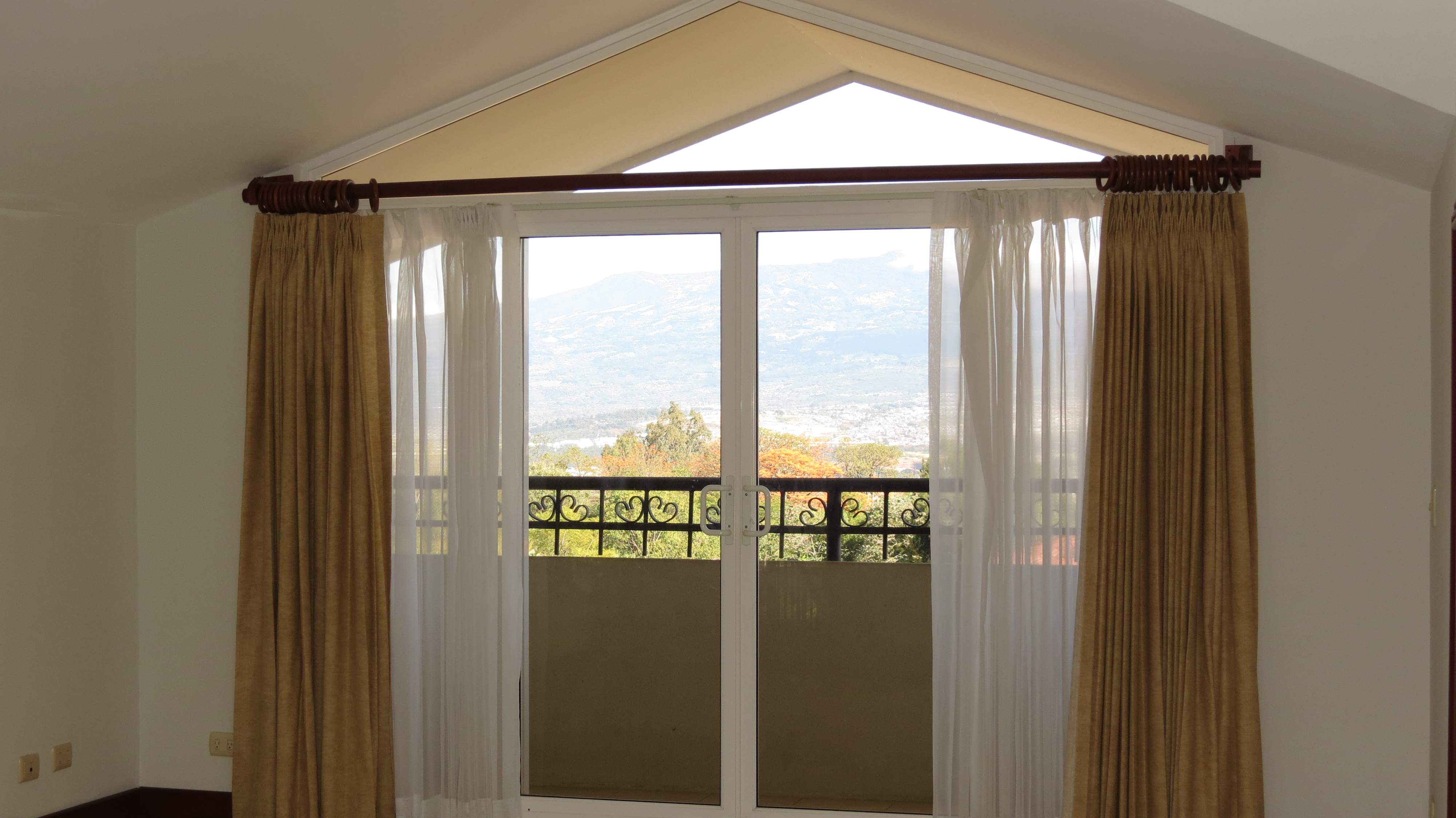 3 bed Condo For Sale in Jaboncillo, San Jose - thumb 6