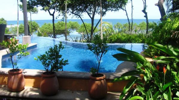 4 bed Single Family Homes For Sale in Tamarindo, Guanacaste - thumb 7