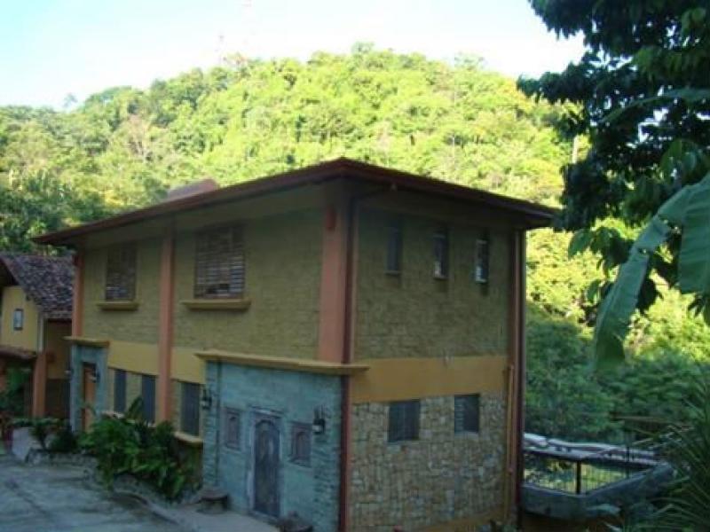 5 bed Single Family Homes For Sale in Manuel Antonio, Puntarenas - 1