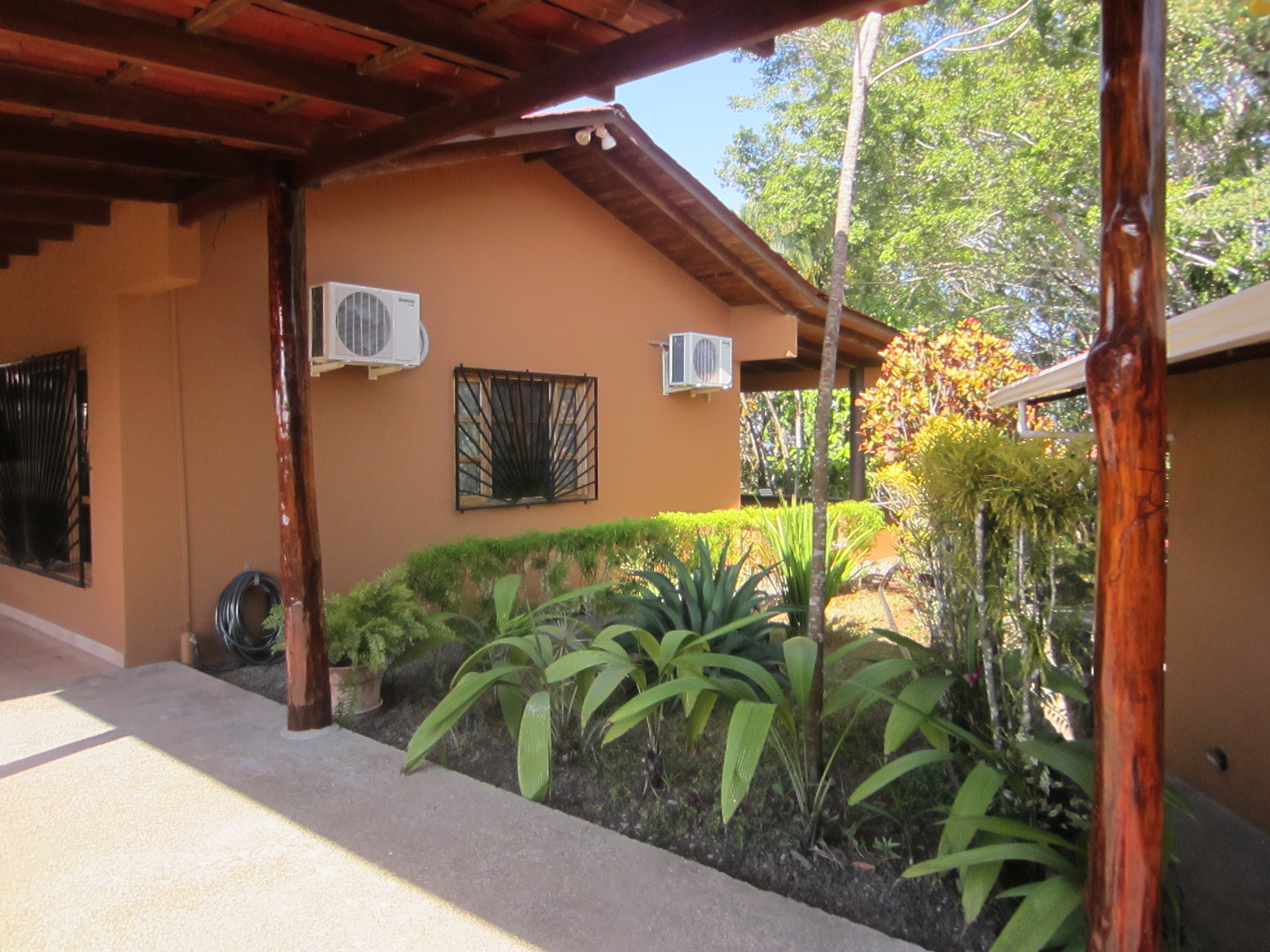6 bed Single Family Homes For Sale in Manuel Antonio, Puntarenas - thumb 10