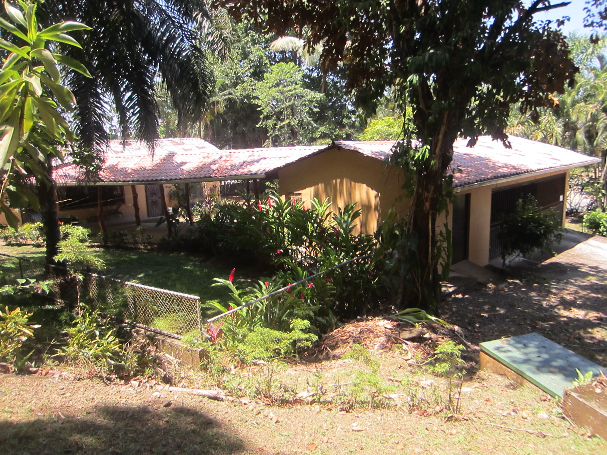 6 bed Single Family Homes For Sale in Manuel Antonio, Puntarenas - thumb 23