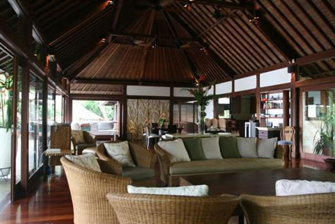 5 bed Single Family Homes For Sale in Manuel Antonio, Puntarenas - thumb 3