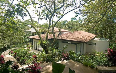 4 bed Single Family Homes For Sale in Manuel Antonio, Puntarenas - thumb 12