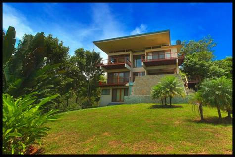4 bed Single Family Homes For Sale in Manuel Antonio, Puntarenas - thumb 5
