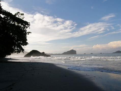 4 bed Single Family Homes For Sale in Manuel Antonio, Puntarenas - thumb 7