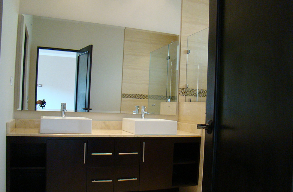 4 bed Single Family Homes For Sale in Escazu, San Jose - thumb 14