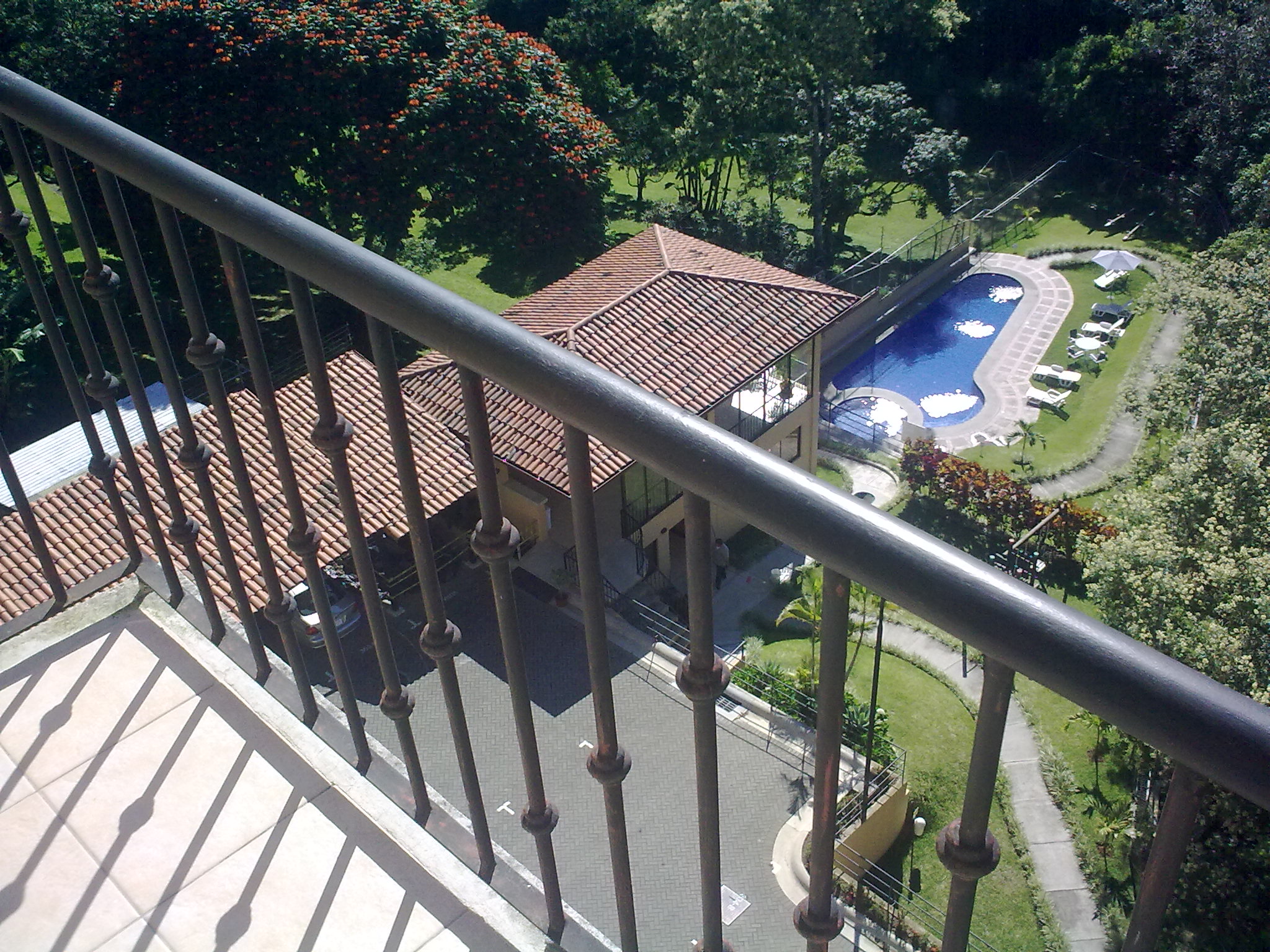 2 bed Apartment For Sale in Escazu, San Jose - thumb 4