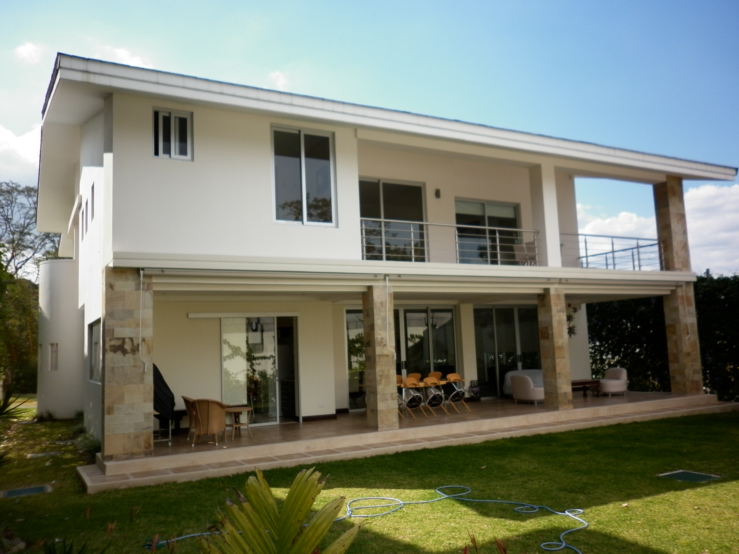 Casa Dos Peces-Spectacular Beachfront Prop. () Casa Dos Peces-Spectacular Beachfront Prop. ()