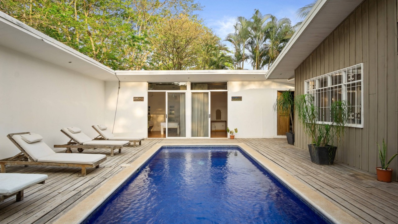 7 bed Single Family Homes For Sale in Tamarindo, Guanacaste - thumb 9