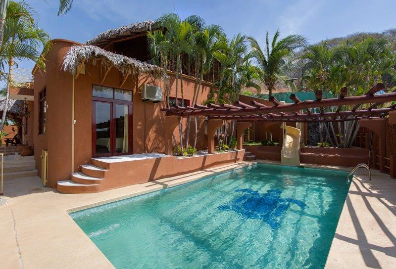 7 bed Single Family Homes For Sale in Tamarindo, Guanacaste - thumb 1
