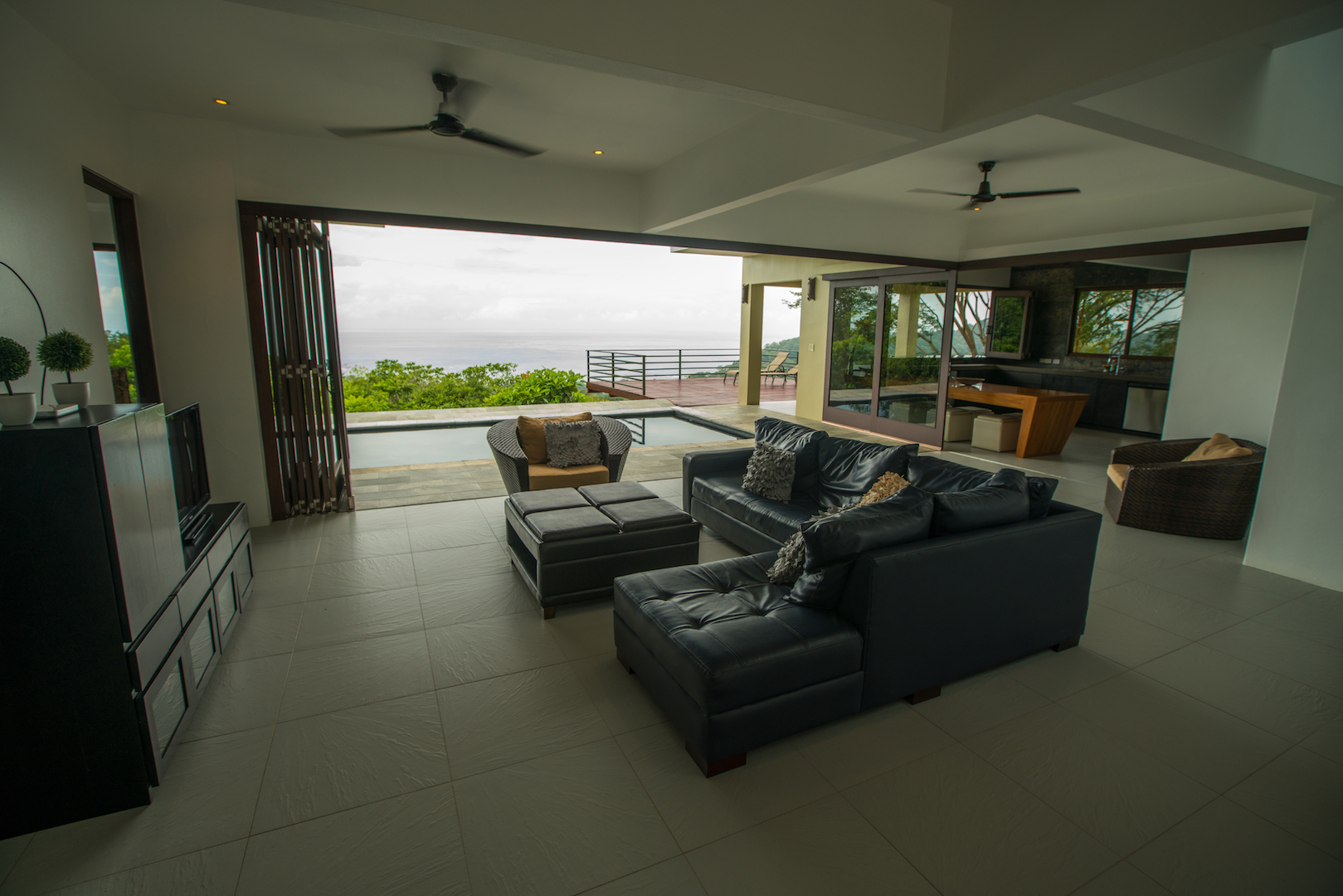 4 bed Single Family Homes For Sale in Dominical, Puntarenas - thumb 9