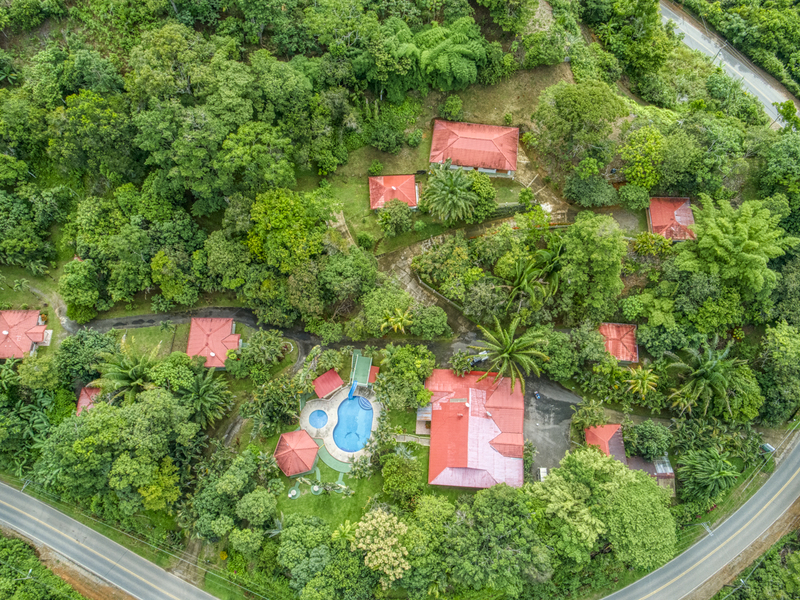 17 bed Hotel / Leisure For Sale in Dominical, Puntarenas - 1